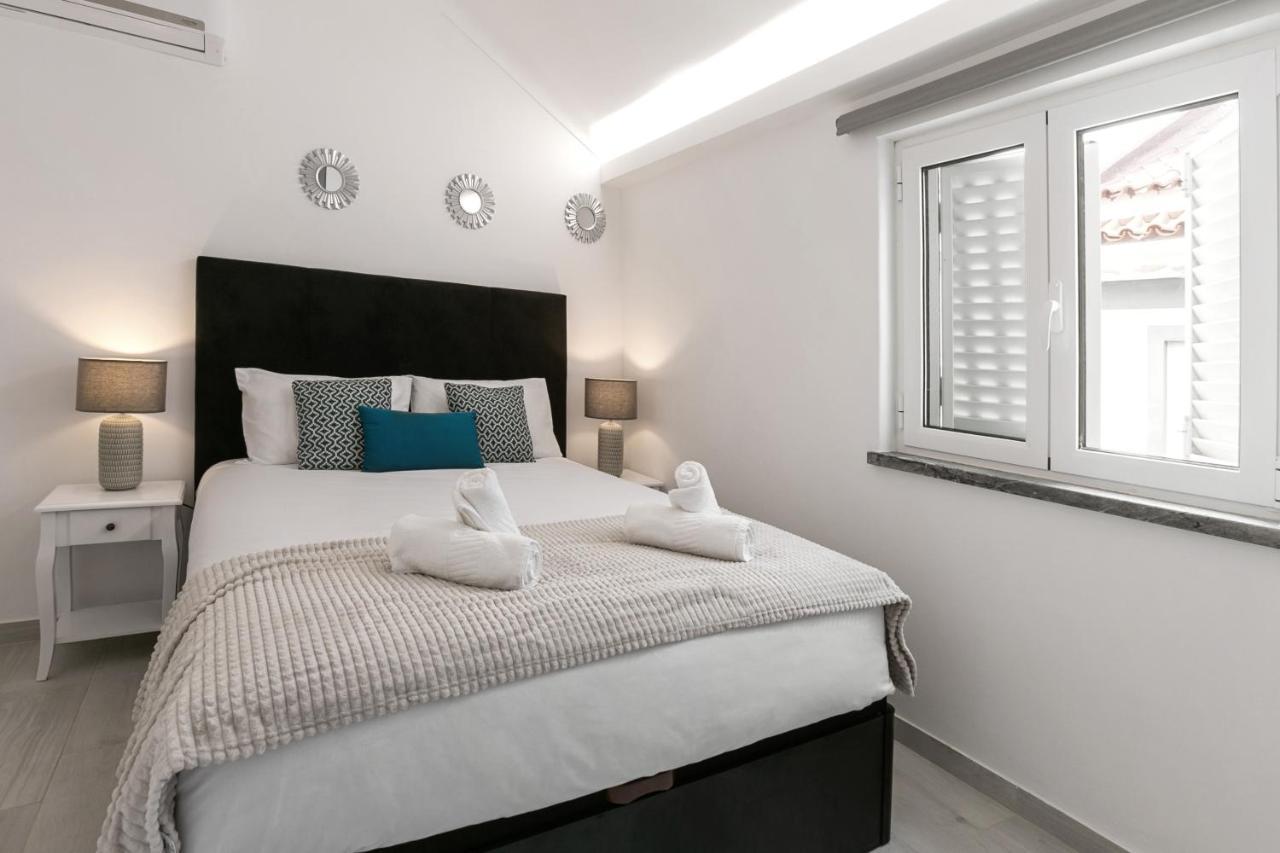 Beach Alley Apartment Nazare Exterior photo